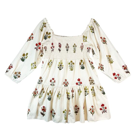 Sachin & Babi Tops - Sachin & Babi Daria Tunic Women's 12 Cream Smocked Floral Tiered Cottagecore